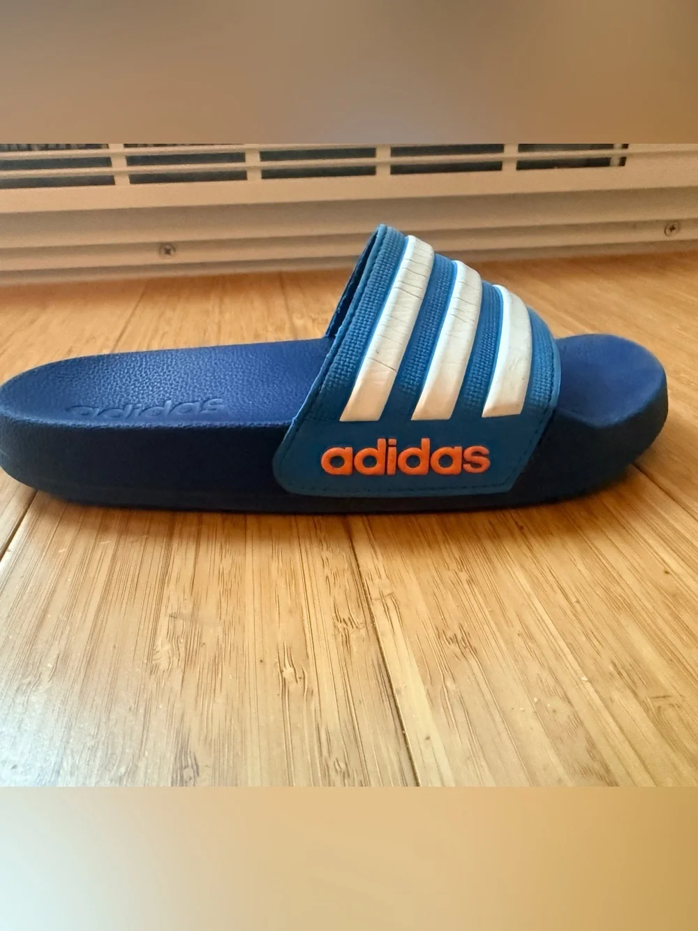 adidas Adilette Shower Slides. Size:13K